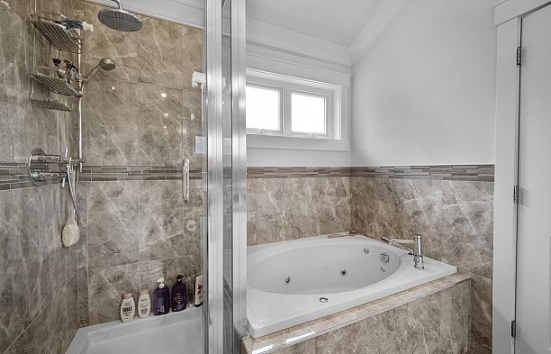 3288 W 32nd Avenue MacKenzie Heights
