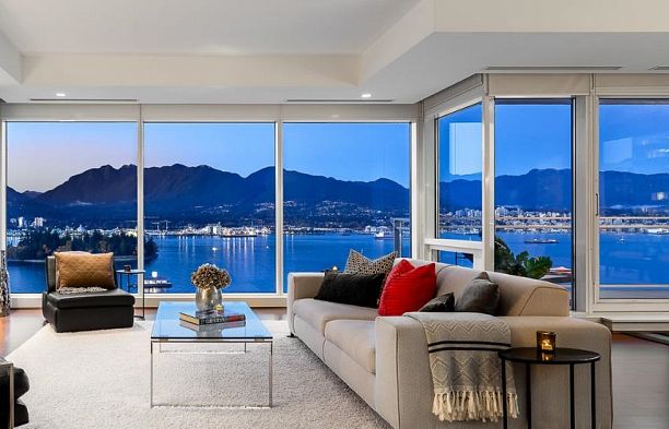 2202 1139 W Cordova Street Coal Harbour