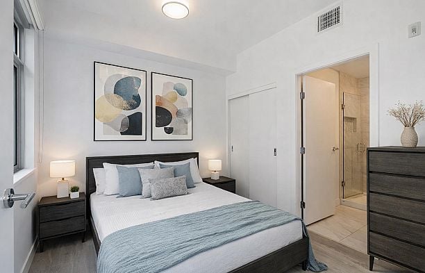 302 523 W King Edward Avenue Cambie