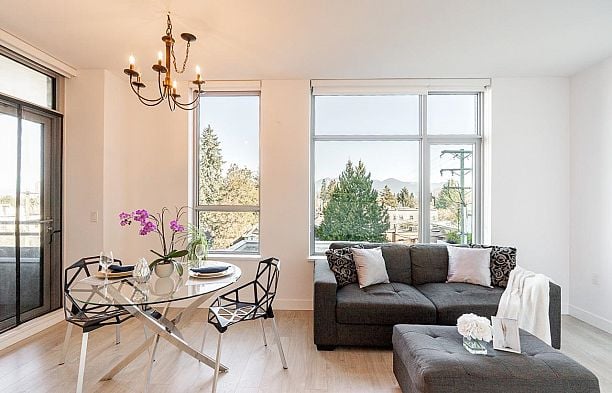 302 523 W King Edward Avenue Cambie