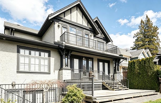 4056 W 30th Avenue Dunbar