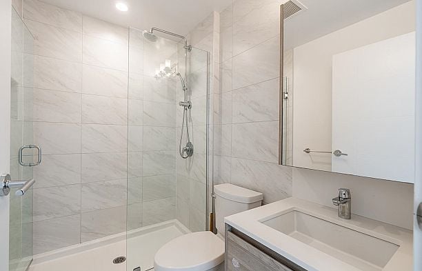 302 523 W King Edward Avenue Cambie