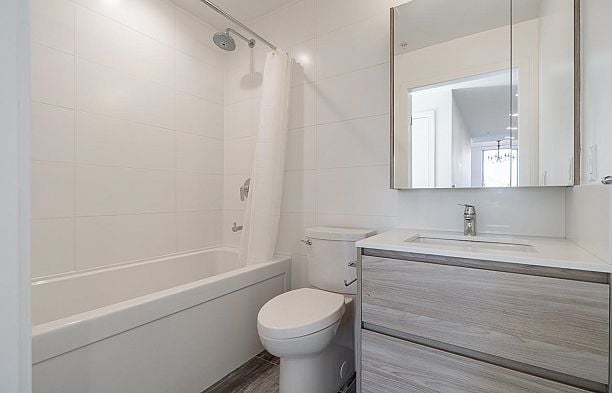 302 523 W King Edward Avenue Cambie