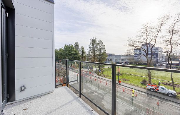 404 6485 Manitoba Street Oakridge VW