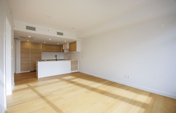 404 6485 Manitoba Street Oakridge VW