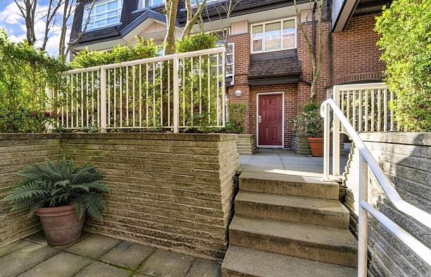 206 2071 W 42nd Avenue Kerrisdale