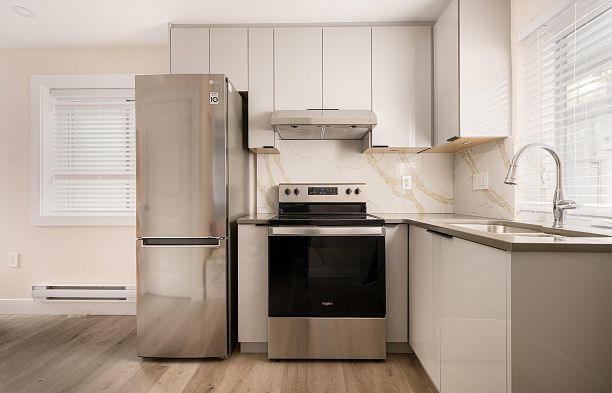 1 58 E 39th Avenue Main