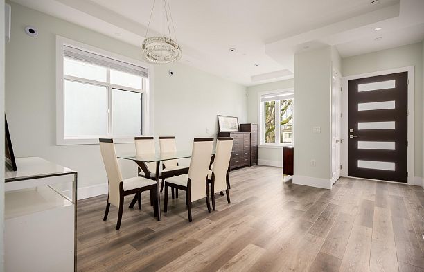 1 58 E 39th Avenue Main