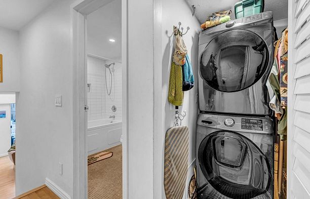 2125 York Avenue Kitsilano