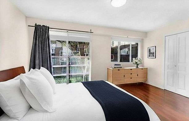 206 2071 W 42nd Avenue Kerrisdale