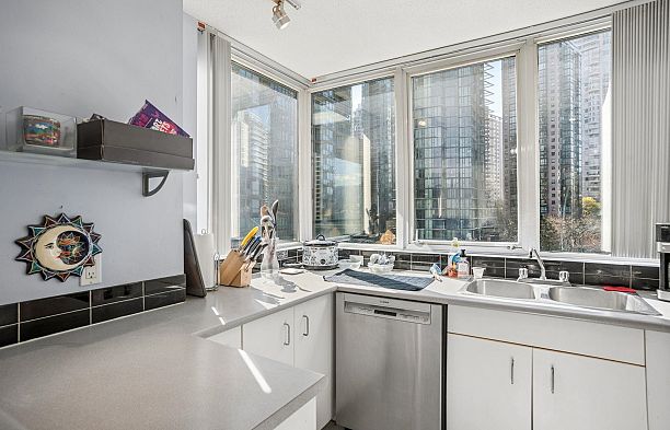 906 588 Broughton Street Coal Harbour