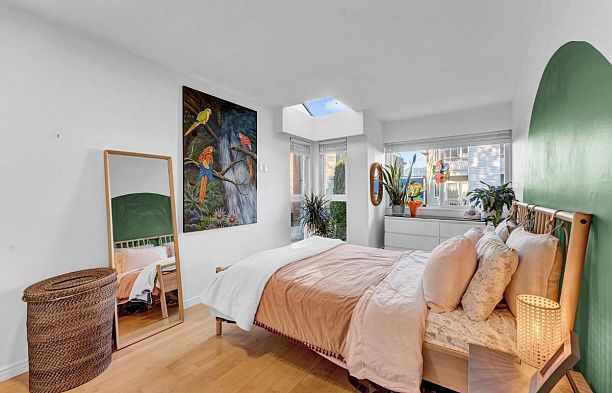 2125 York Avenue Kitsilano