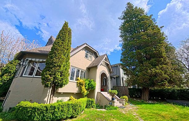 3425 W 33rd Avenue Dunbar