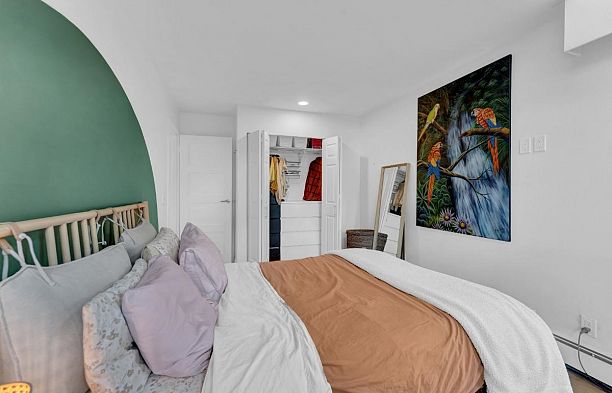 2125 York Avenue Kitsilano