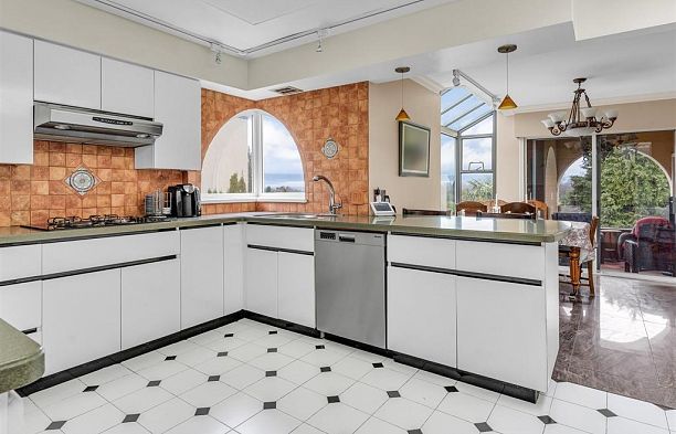 3705 Puget Drive Arbutus