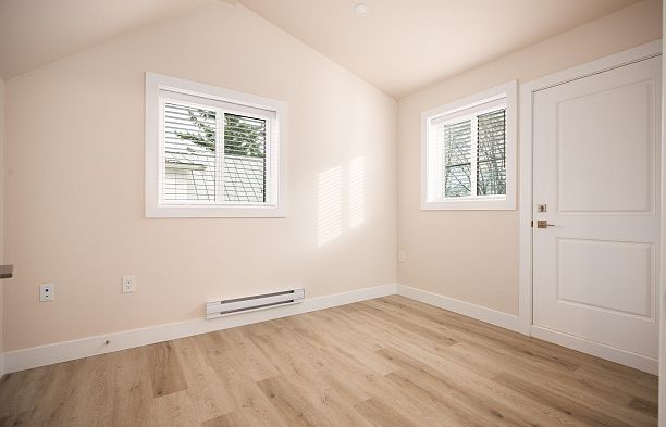 1 58 E 39th Avenue Main