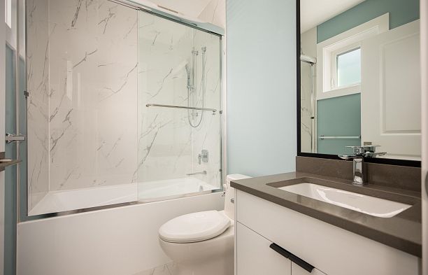 1 58 E 39th Avenue Main