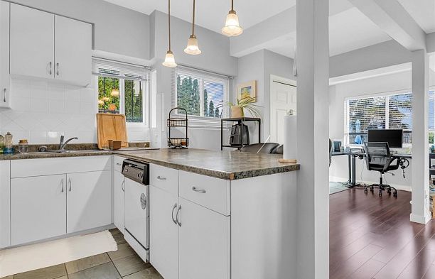 3705 Puget Drive Arbutus