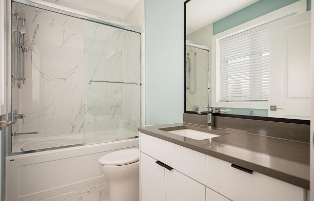 1 58 E 39th Avenue Main