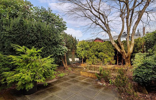 3542 W 2nd Avenue Kitsilano