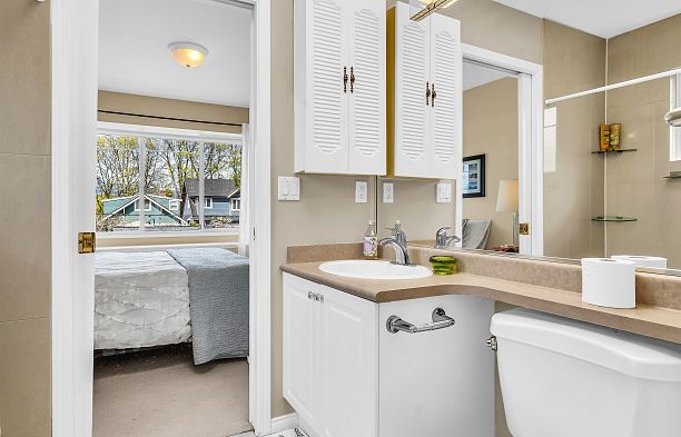 3263 W 14th Avenue Kitsilano