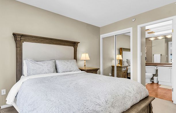 3263 W 14th Avenue Kitsilano