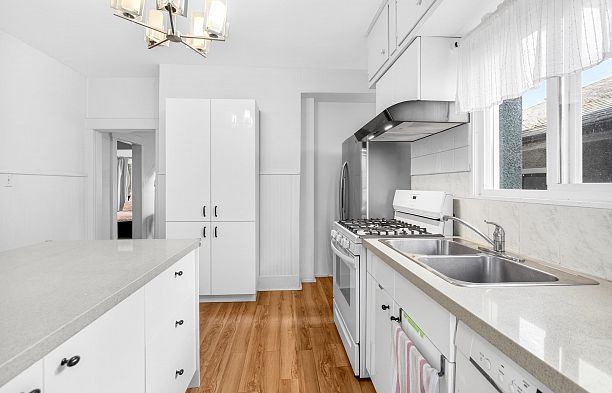 2975 W 8th Avenue Kitsilano