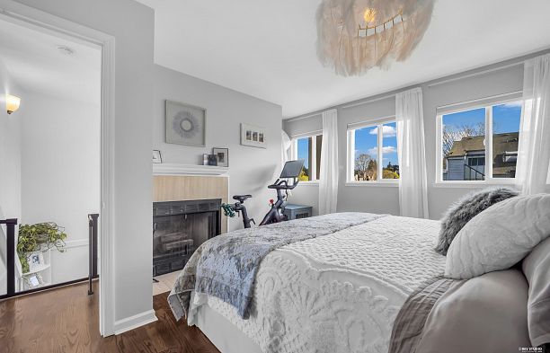 305 2110 Cornwall Avenue Kitsilano