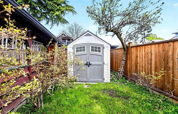 2975 W 8th Avenue Kitsilano