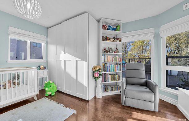 305 2110 Cornwall Avenue Kitsilano