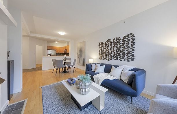 110 2263 Redbud Lane Kitsilano