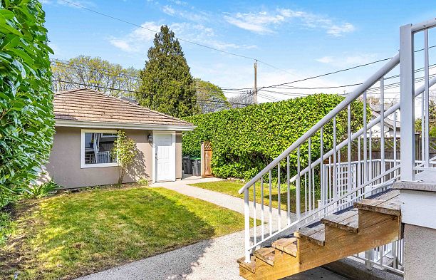 3263 W 14th Avenue Kitsilano