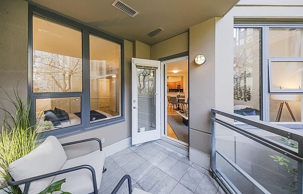 110 2263 Redbud Lane Kitsilano