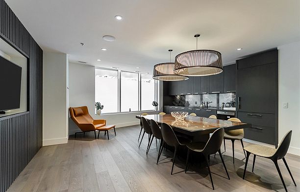 402 6333 West Boulevard Kerrisdale