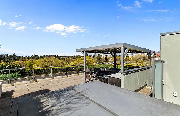 402 6333 West Boulevard Kerrisdale