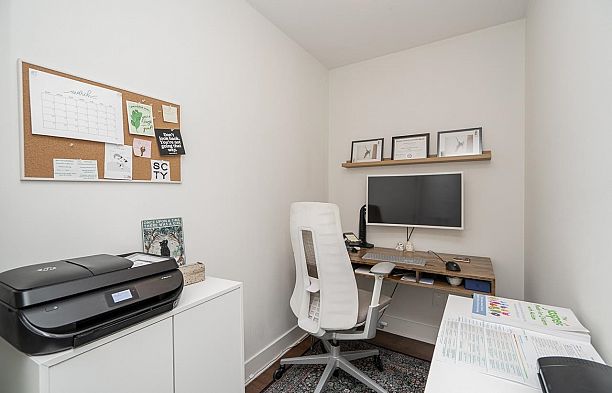 502 2036 W 10th Avenue Kitsilano