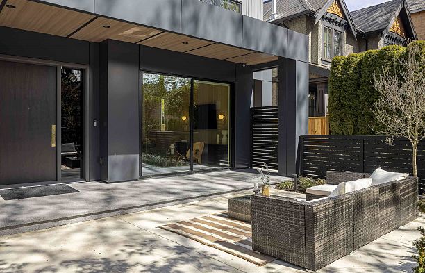 1 3255 13th Avenue Kitsilano