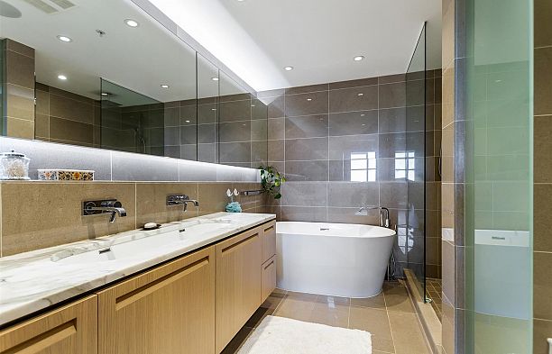 402 6333 West Boulevard Kerrisdale