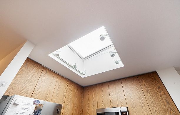 502 2036 W 10th Avenue Kitsilano