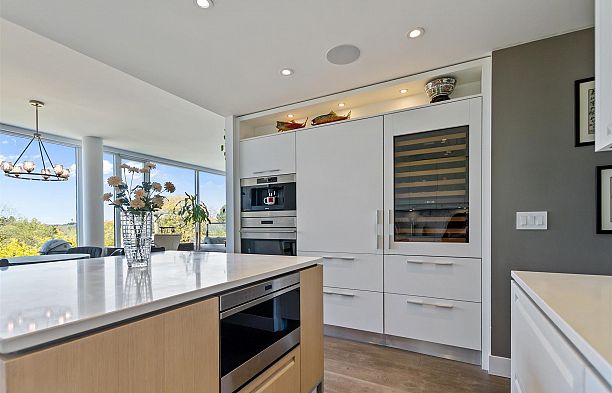 402 6333 West Boulevard Kerrisdale