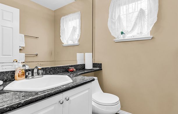 3263 W 14th Avenue Kitsilano