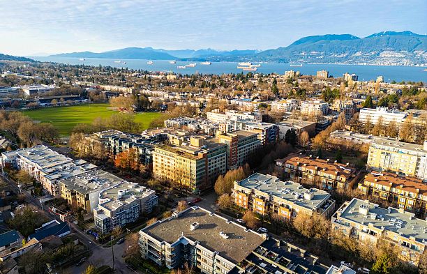 104 2181 W 12th Avenue Kitsilano