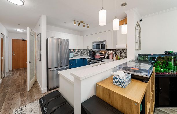 104 2181 W 12th Avenue Kitsilano