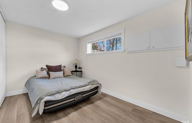 4418 Osler Street Shaughnessy
