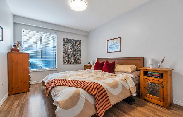 207 2080 Maple Street Kitsilano