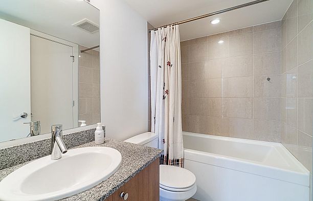 1208 1212 Howe Street Downtown VW