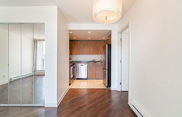 1208 1212 Howe Street Downtown VW