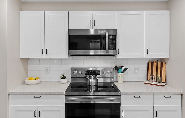 205 2445 W 3rd Avenue Kitsilano