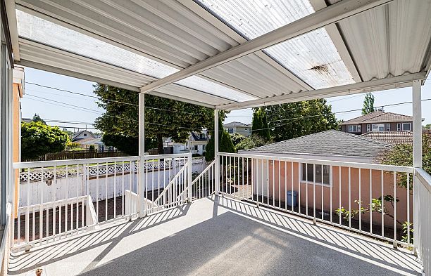 108 W 46th Avenue Oakridge VW