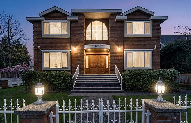 4418 Osler Street Shaughnessy